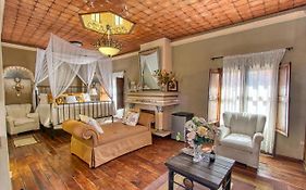 Mexicana San Miguel Hotel